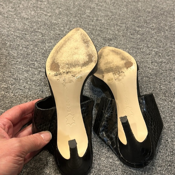 Black BCBGeneration shoes, size 9 - Picture 4 of 4